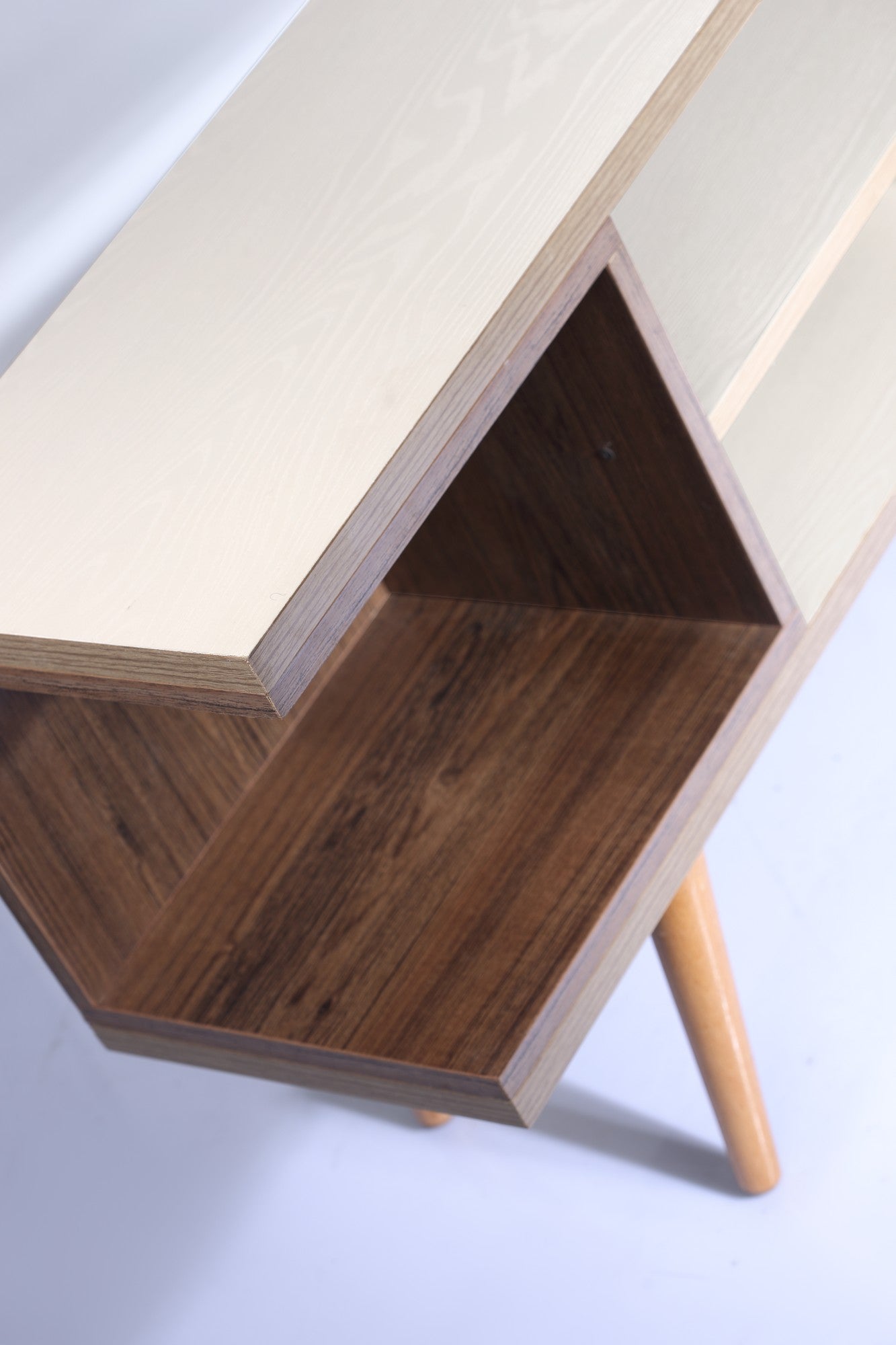 Virdi Tv Unit Creme * Walnut 150cm