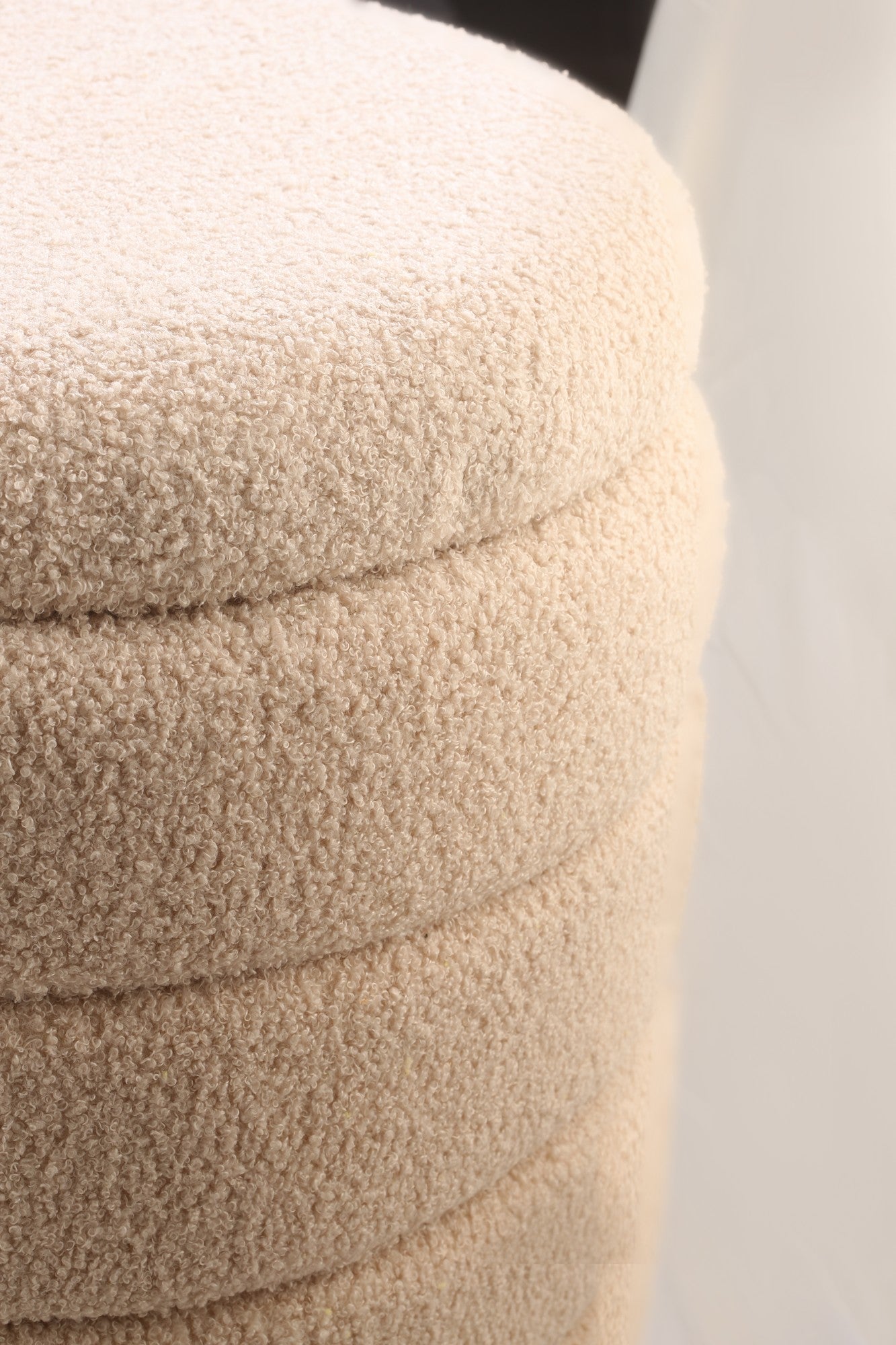 Pouf Chair Circular With Storage Unit