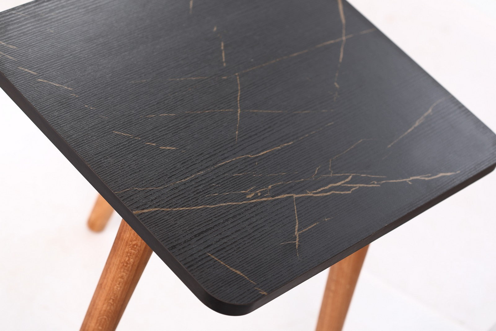 Square Table ZAN legs Black*Gold