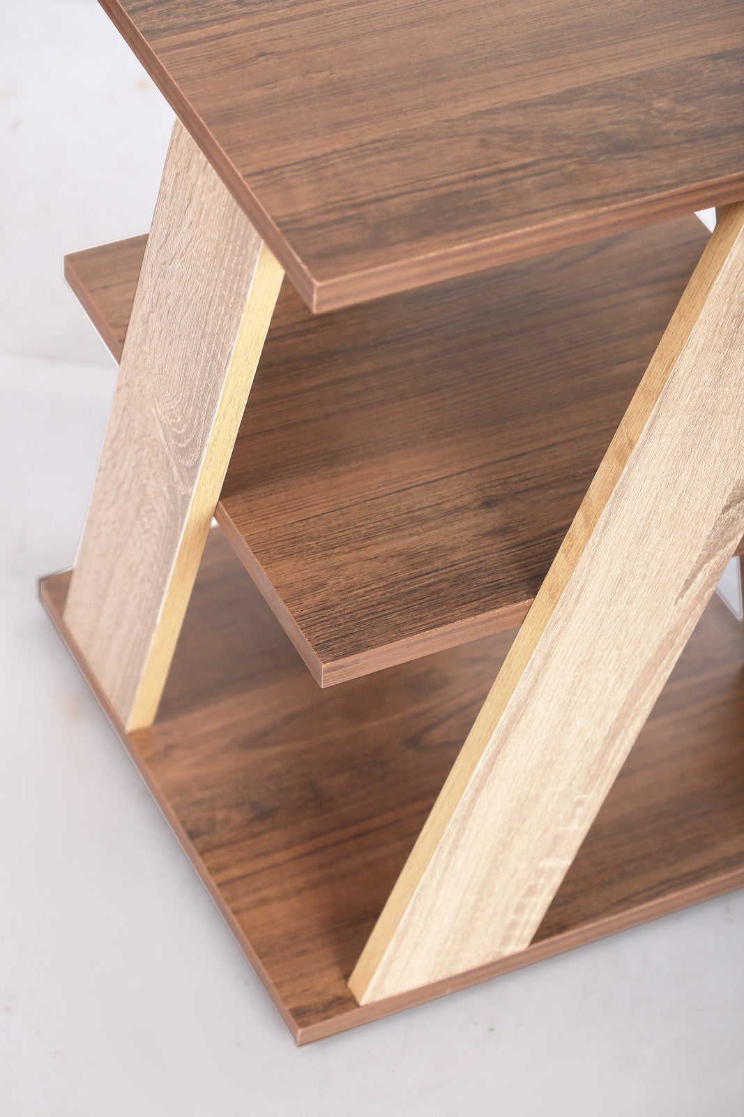 Three Shelves table Walnut * Beige